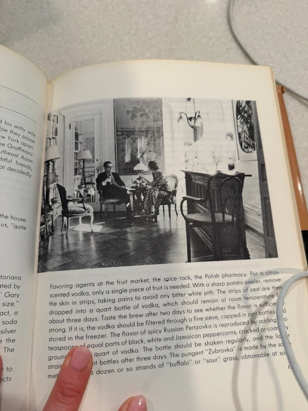 Vintage Bloomingdale's Book of Entertaining - Black & White